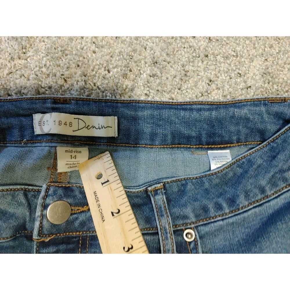 Cato Est 1946 Denim Womens Mid-Rise Fringe Hem Capri Jeans Size 14 Med Wash Fray - Picture 4 of 6